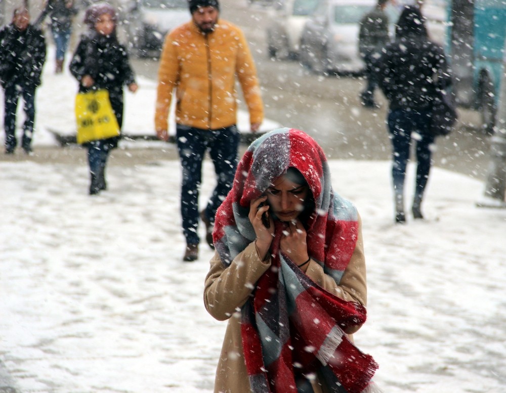 Erzincan’da yüksek kesimlerde kar yağışı bekleniyor 