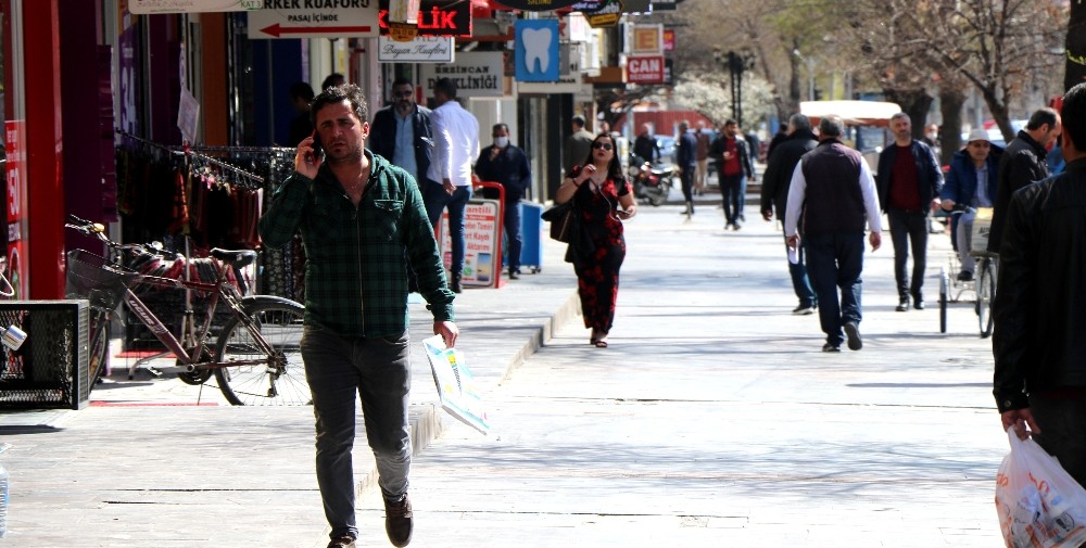 Erzincan’ın üçte biri evde 