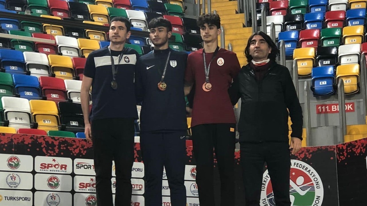 Erzincanlı sporcu Mehir İçli’den Türkiye üçüncülüğü başarısı