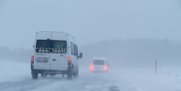 Erzurum-Bingöl karayolu ulaşıma kapandı