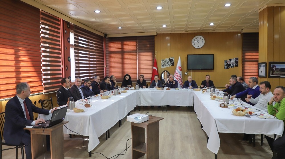 Erzurum Gazeteciler Cemiyeti İle Erzurum’un geleceği konuşuldu 