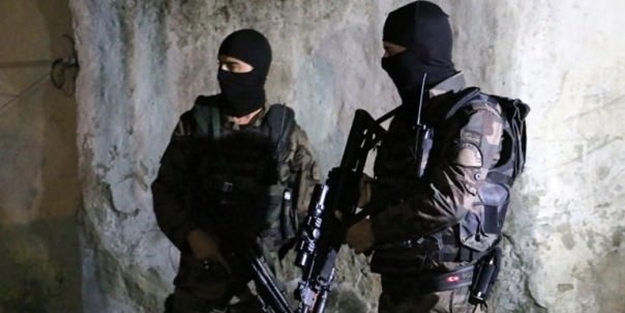 Erzurum'da 2 terörist ölü ele geçirildi