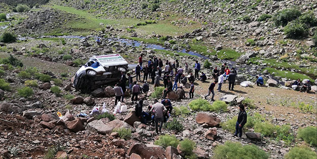 Erzurum'da feci trafik kazası! Çok sayıda yaralı var