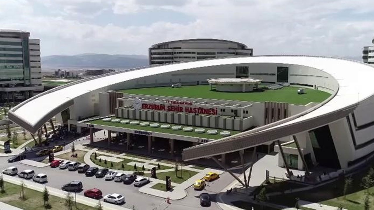 Erzurum’da korkunç olay! Önce eşini boğdu sonra intihara kalkıştı