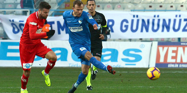 Erzurumspor, tek golünü Fenerbahçe'ye atan golcü ile yollarını ayırdı