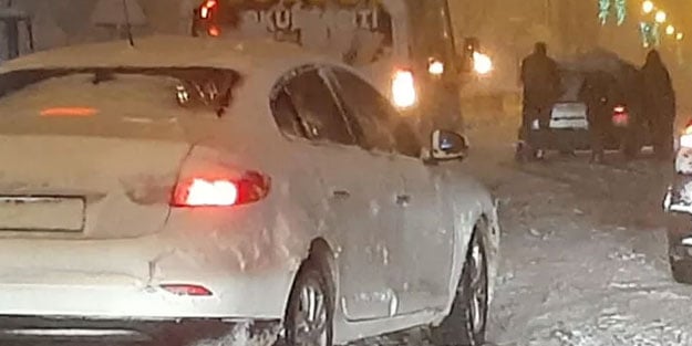 Erzurum'u nisan 'kar'ı vurdu