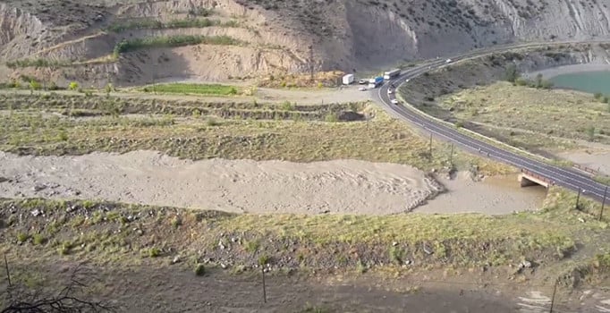Erzurum’u sağanak yağmur vurdu