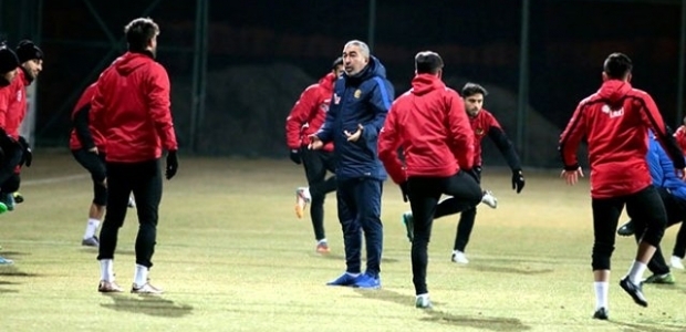 Es Es, F.bahçe'yi istiyor