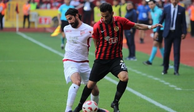 Es Es müthiş geri dönüşle ligde kaldı!