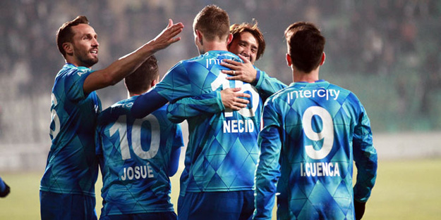 Es-Es'e Timsah'da acımadı