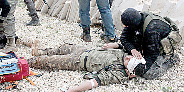 Esad güçleri Halep’i kuşattı