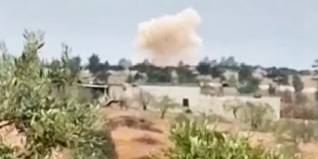 Esad rejiminden İdlib'e topçu saldırısı