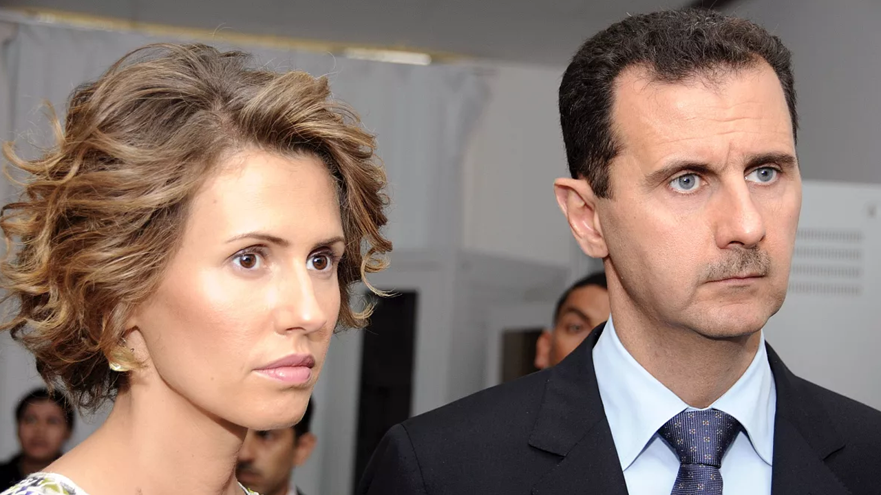 Esad zor günler geçiriyor! Bir darbe de karısından