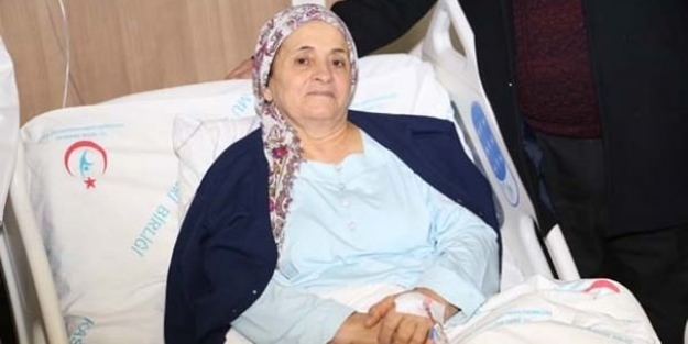 Eşarbını bağlarken kabusu yaşadı! 2 yıl sonra kurtuldu