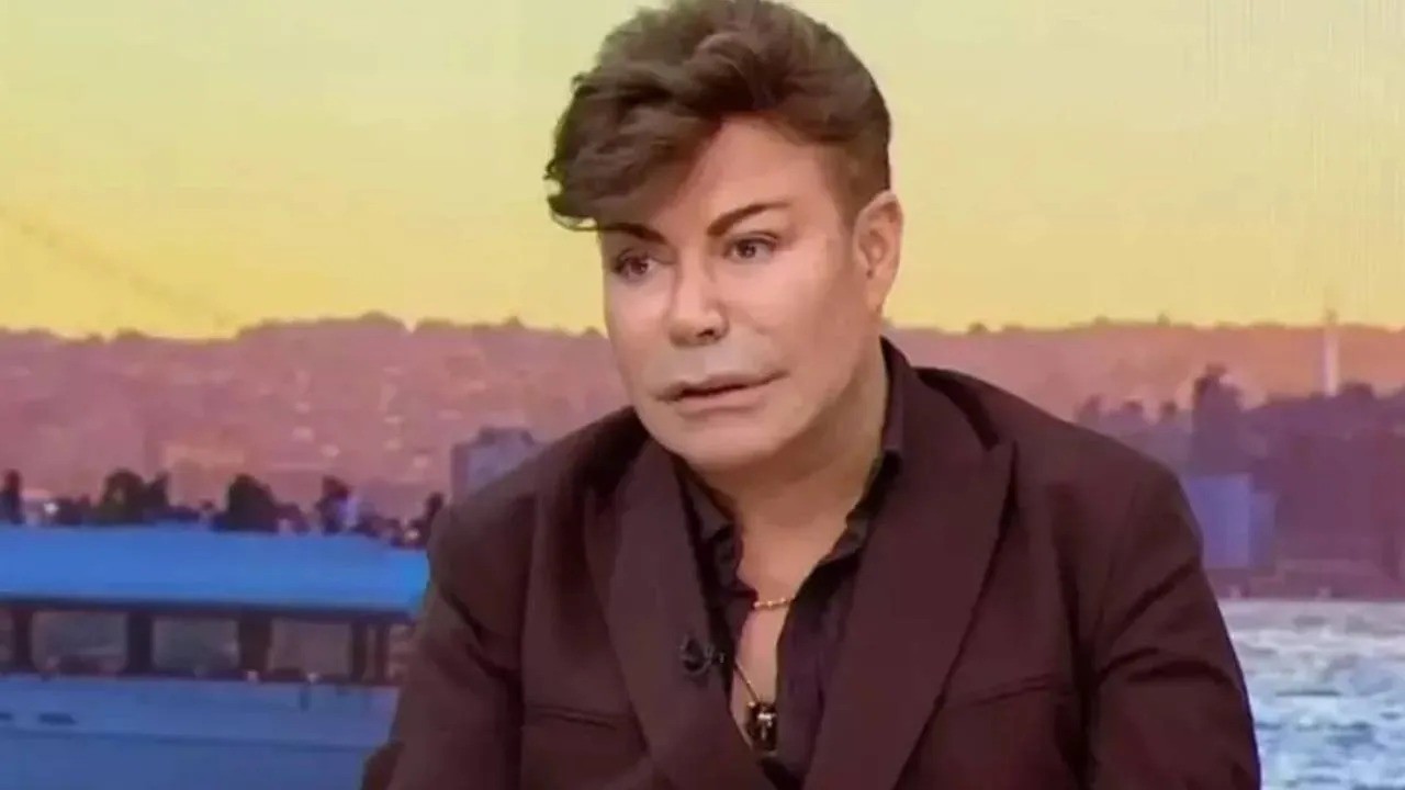 Eşcinsel sapkınlığı gına getirdi! Vatandaştan sapkın Fatih Ürek’e dayak