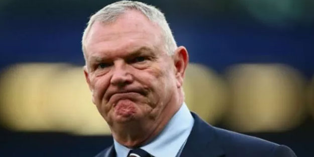 Eşcinsellere karşı çıkan İngiltere Futbol Federasyonu Başkanı istifa etti