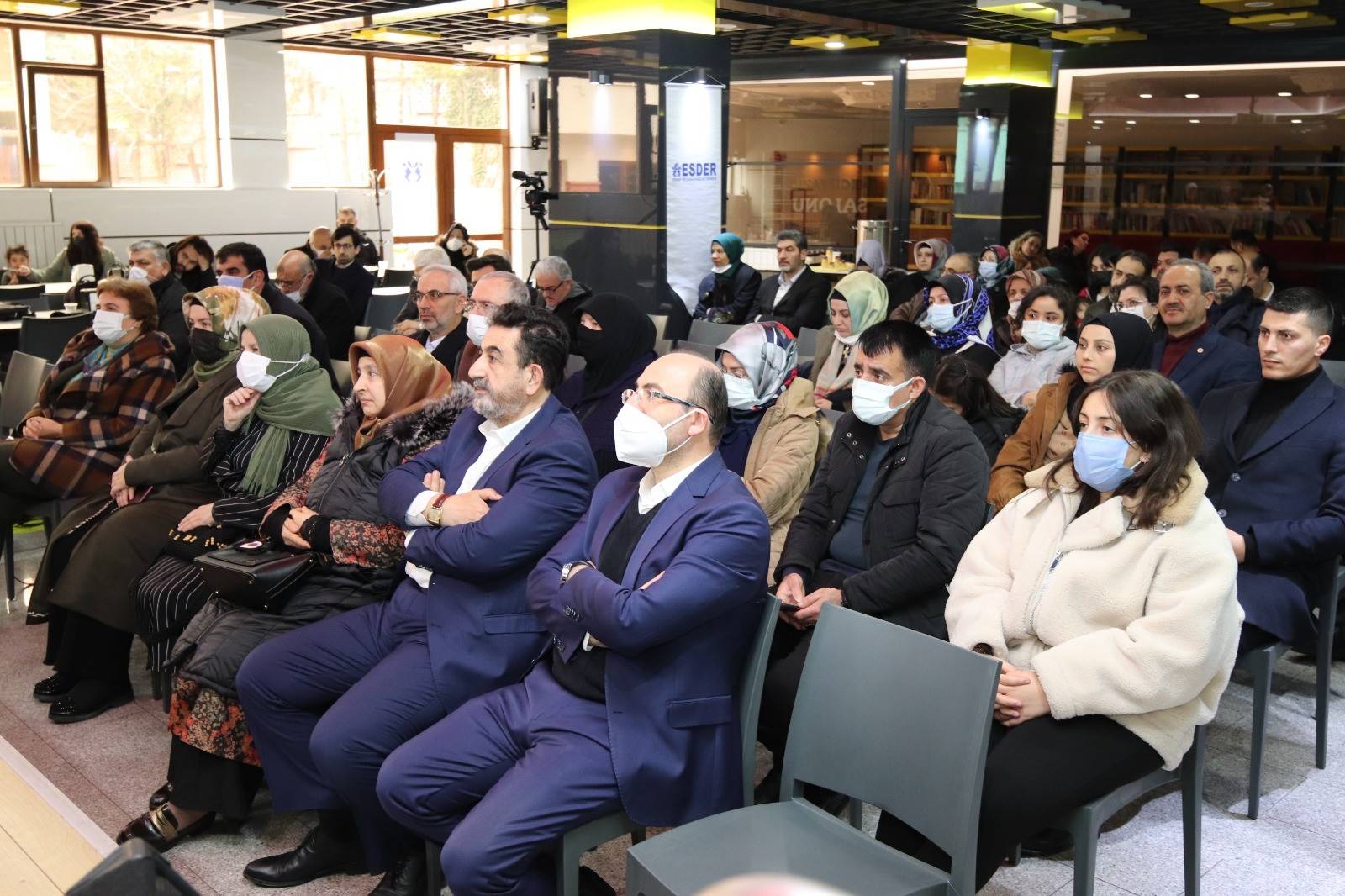 ESDER’den “ESNAF EŞLERİ Paneli”!