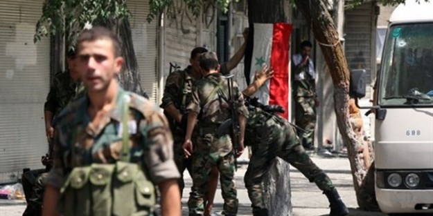Esed rejimi askeri Türkiye'ye sığındı!