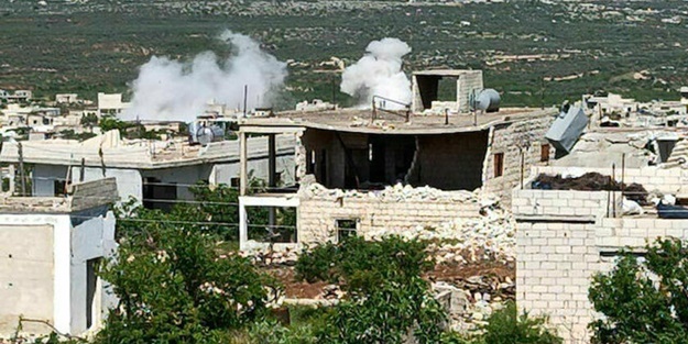 Esed rejimi İdlib’deki köylere saldırdı