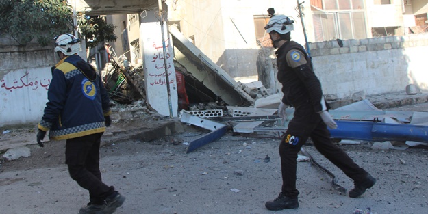 Esed rejimi misket bombalarıyla sivilleri vurdu