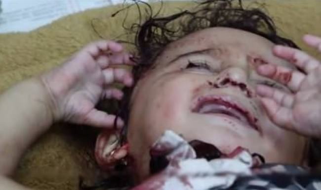 Esed rejimi oyun oynayan çocukları bombaladı