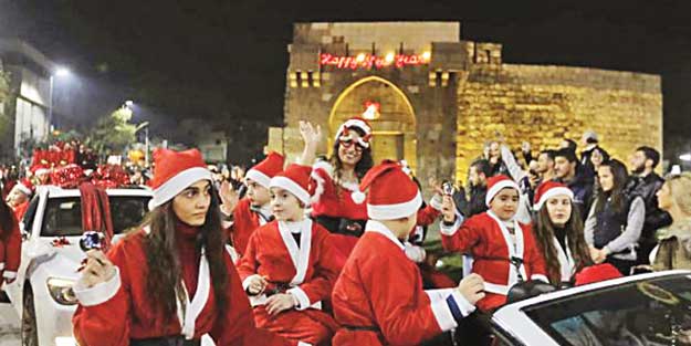 Esedçiler yeni yıl festivalinde eğlendi