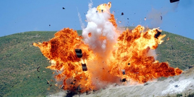 Esed'e ağır darbe: 1 günde 12 bombalı araç saldırısı