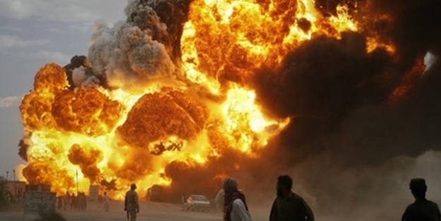 Esed'e bağlı savaş uçakları hastane bombaladı