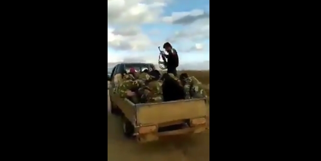 Esed'in çok sayıda askeri esir alındı!