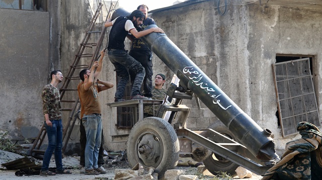 Esed'in karargahına operasyon