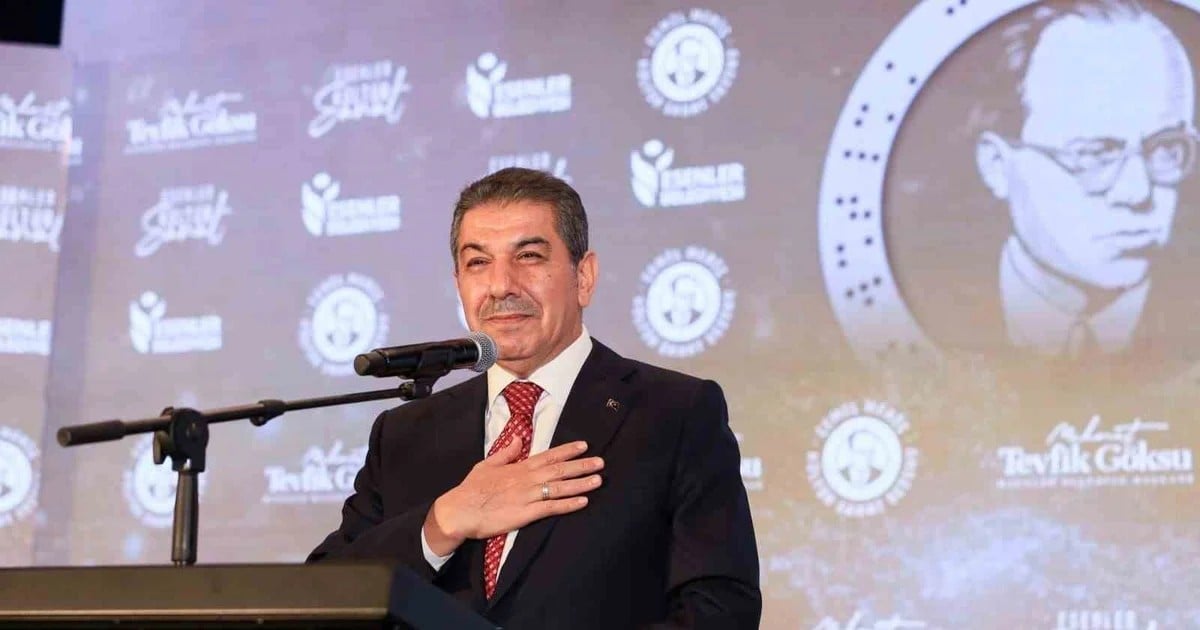 Esenler Belediyesi yeni kültür sanat sezonunu vefatının 5. yılında Sezai Karakoç'a adadı