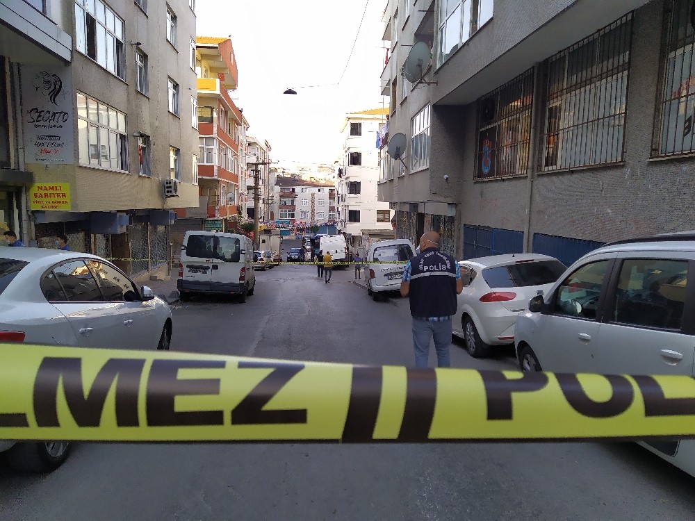 Esenler’de börekçiye silahlı saldırı: 1 yaralı 