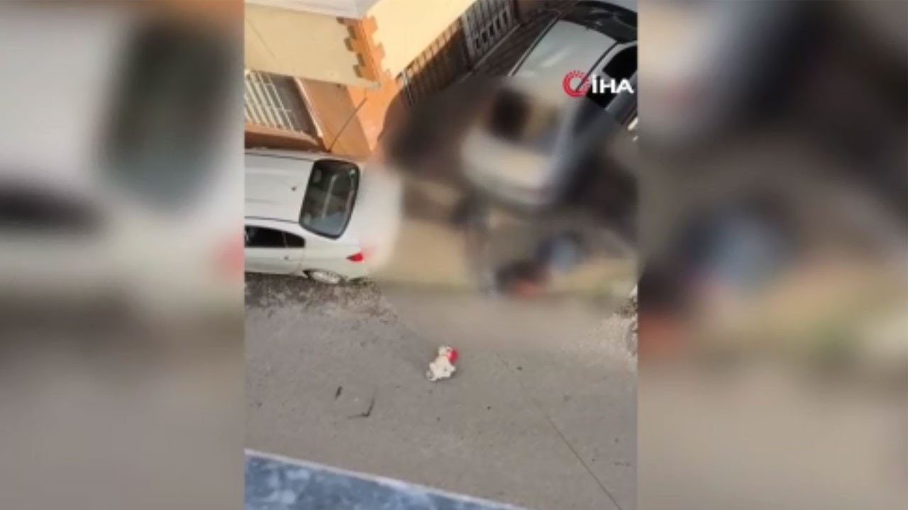 Esenler’de kan donduran cinayet! Sokak ortasında karısını bıçaklayarak öldürdü