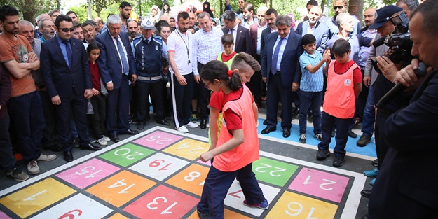 Esenler'e bir çocuk sokağı daha