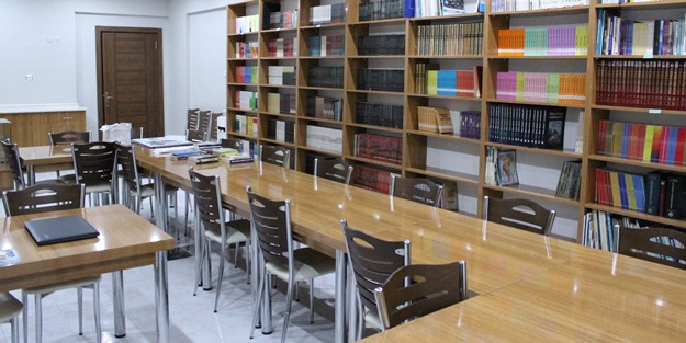 Esentepe erkek öğrenci yurdunda kitap kafe açıldı