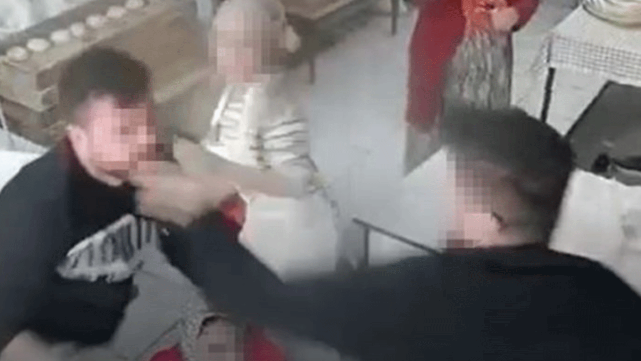 Esenyurt'ta borç kavgası: Kadını yerlerde sürükledi!