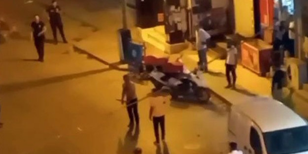 Esenyurt'ta dehşet anları! Döner bıçağıyla ortalığı birbirine kattı