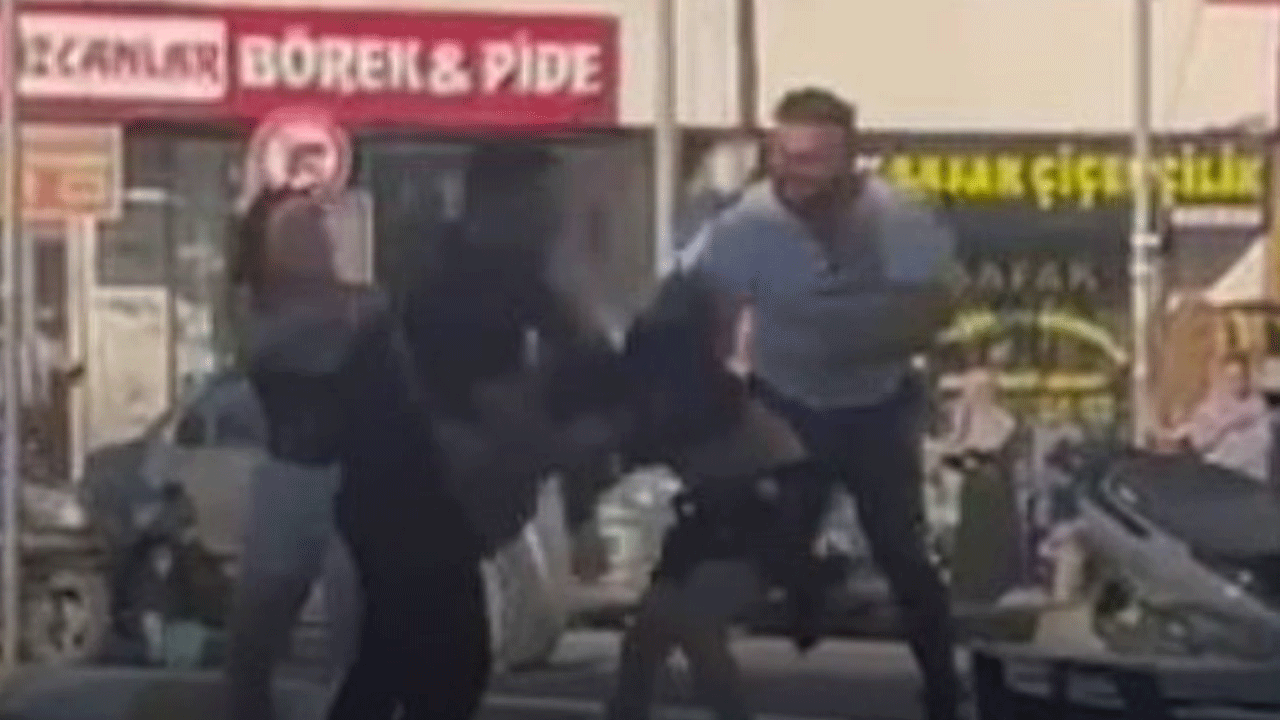 Esenyurt'ta dehşet görüntüler: Sokak ortasında kadınları darp ettiler!