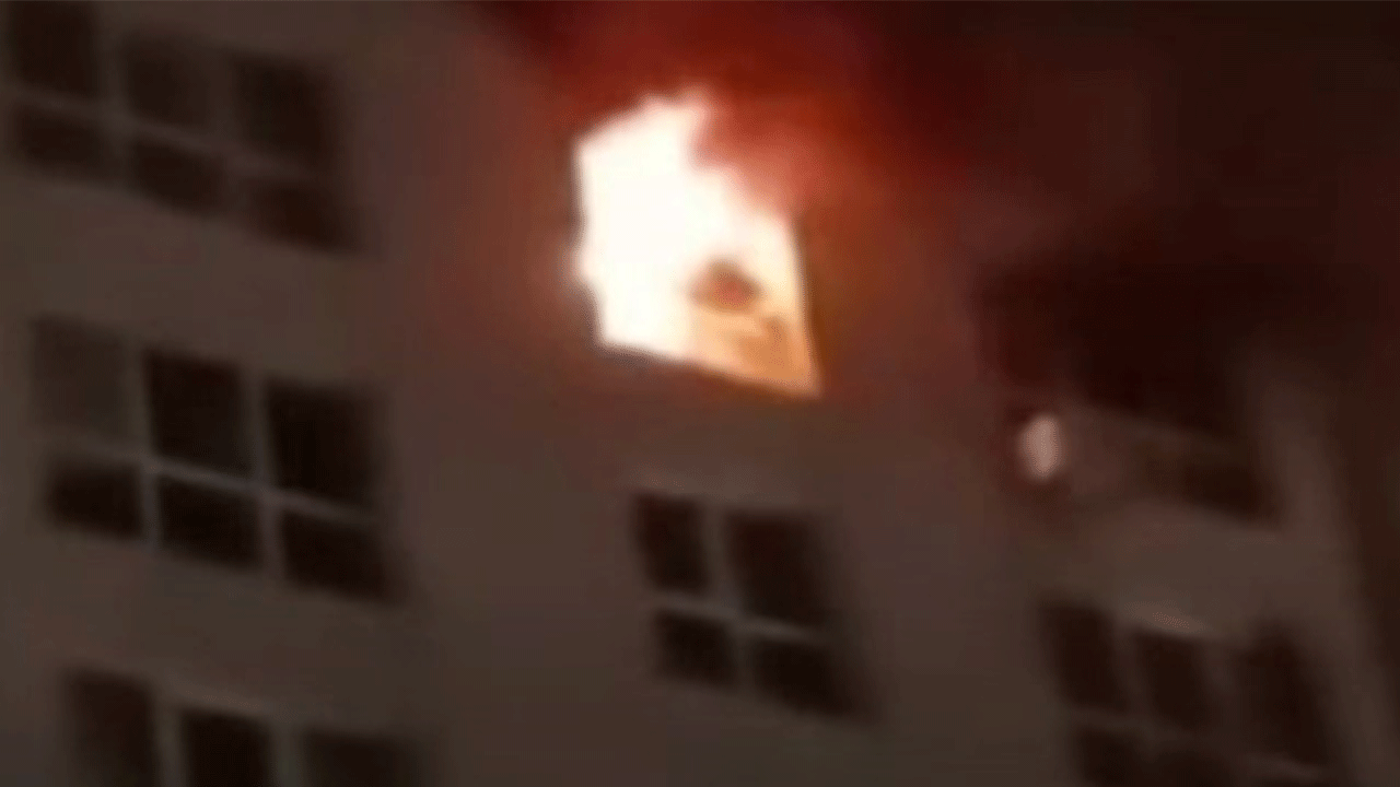 Esenyurt'ta yangın sırasında 8. kattan atladı! O anlar kameraya yansıdı!