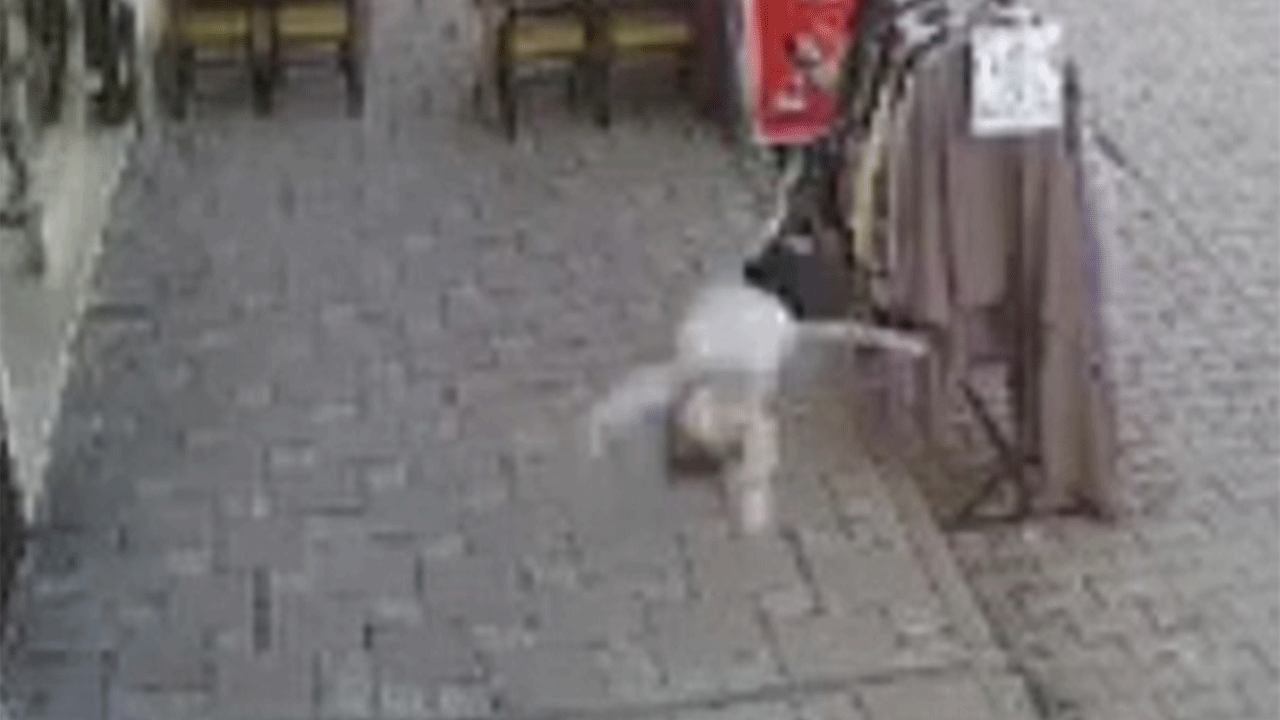 Esenyurt'ta korkunç olay: 2 yaşındaki çocuk balkondan düştü!