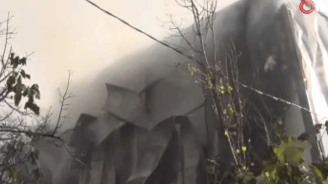 Esenyurt'ta korkutan yangın!