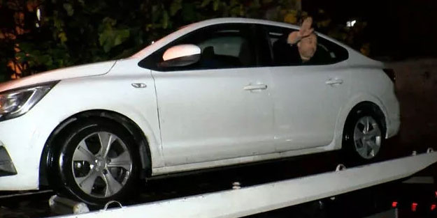 Esenyurt'ta sokakları su bastı