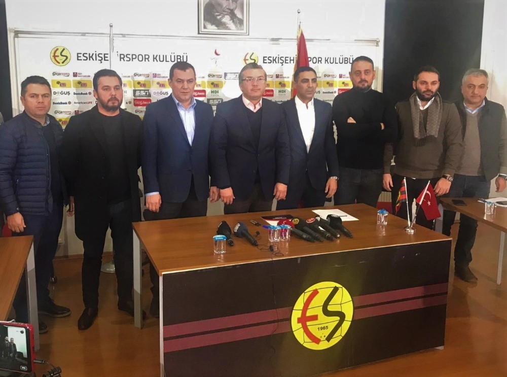 EsEs’in yeni teknik patronu Mustafa Özer iddialı konuştu 