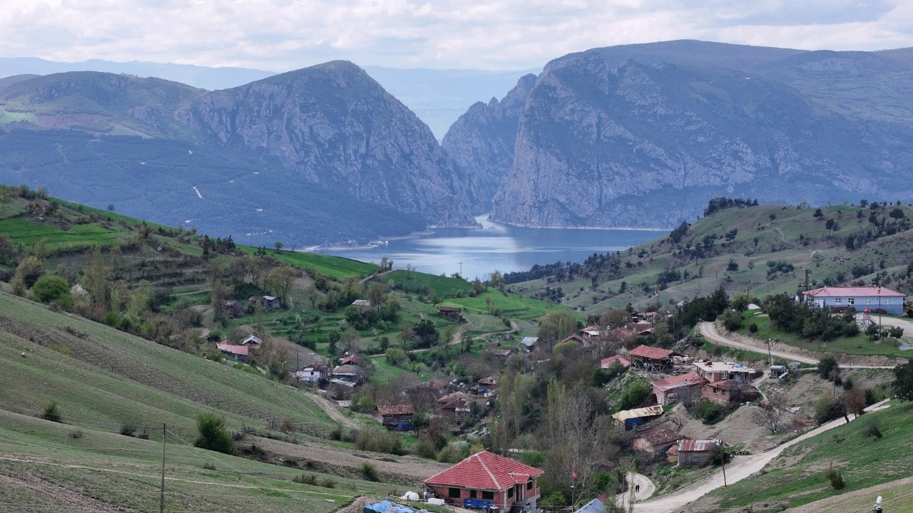 Eşi benzeri yok: Bu köydekiler konuşamıyor!