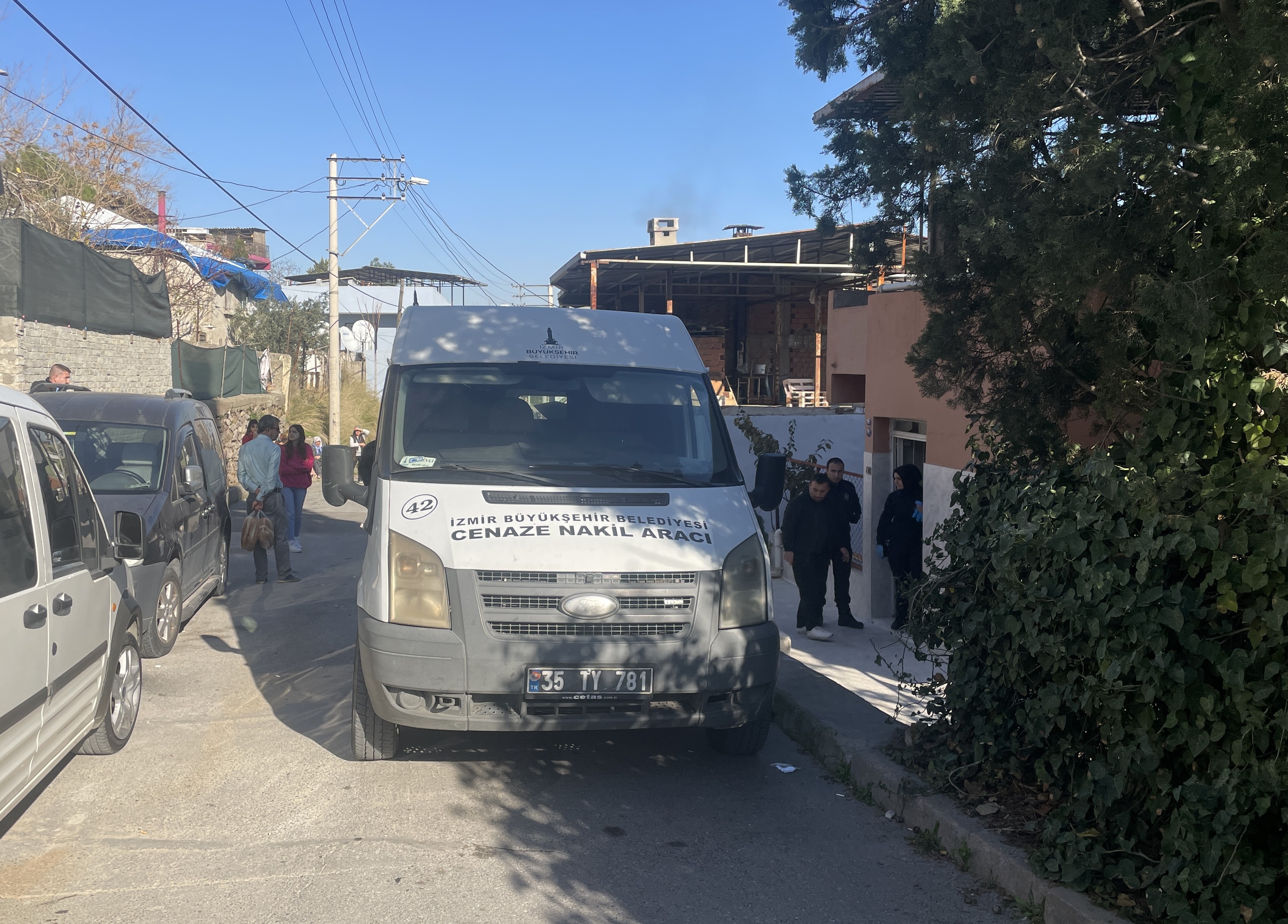 Eşi tarafından bıçaklanan kadın öldü