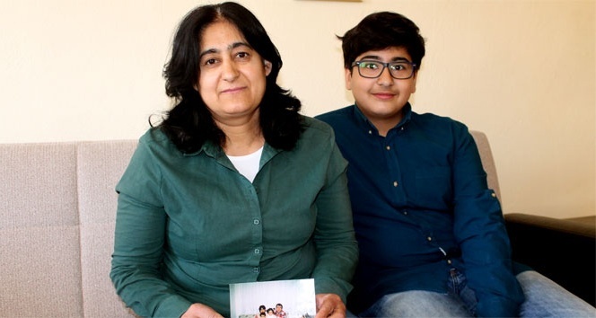 Eşi vefat eden kadın 4 çocuğa birden bakıyor