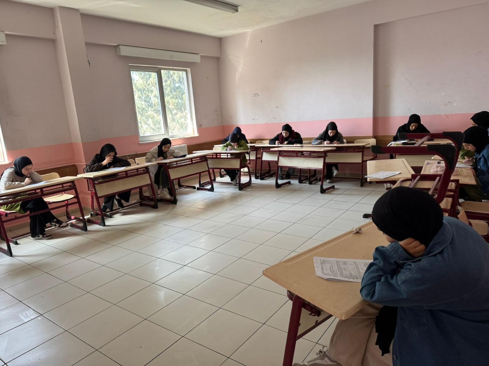 EŞİK Projesi'nde okuduğunu anlama yarışmasının okul finalleri tamamlandı