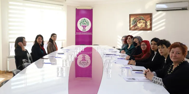 EŞİK üyelerinden HDP'li Buldan'a 