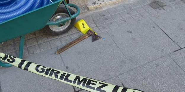 'Eşime baktılar' diyerek baltayla döviz bürosu bastı!