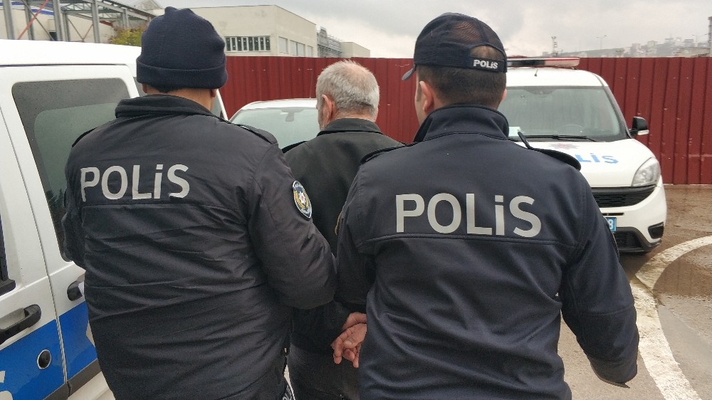 Eşini kaynar suyla yakıp uzaklaştırma kararına uymayan kocaya adli kontrol 